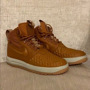 Nike LF1 Duckboot Cider and White Sz 9.5